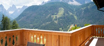 Apartment 'Wiese' with Mountain View, Private Terrace and Wi-Fi