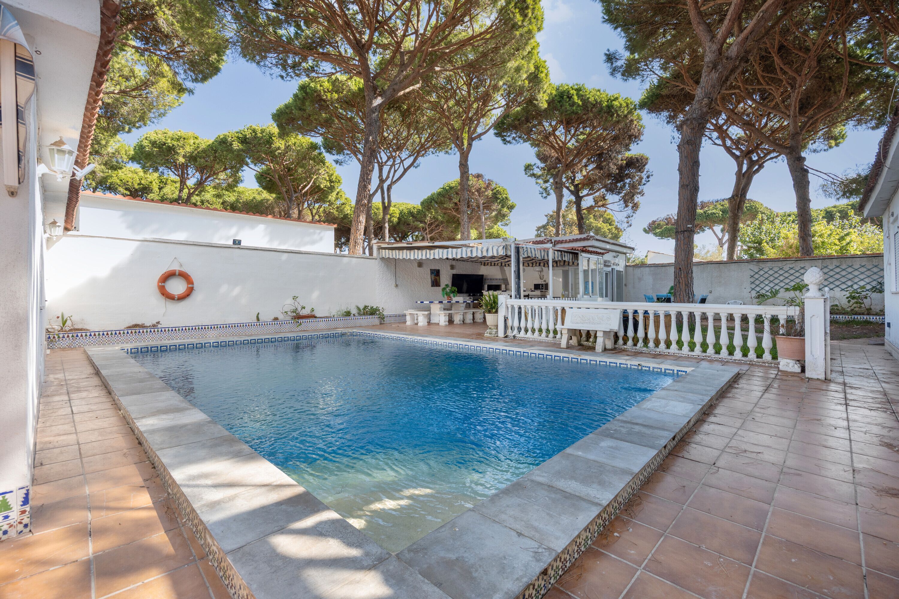 Een verwarmd zwembad