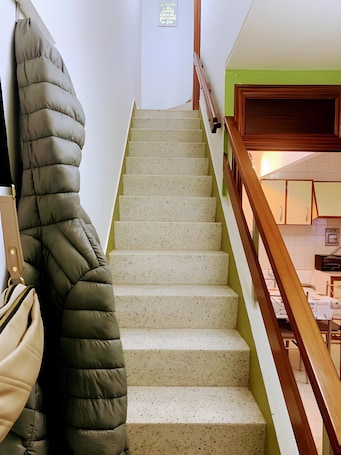 Interior. Holiday Home 'Encantadora Boutique Home' with Mountain View, Wi-Fi and Air Conditioning