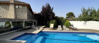 Country House 'Valfonda' with Mountain View, Wi-Fi and Air Conditioning