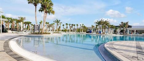 Piscine couverte, piscine chauffée
