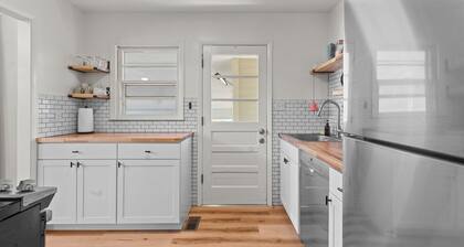 3Bed 1.5 Bath 10 Min to Base