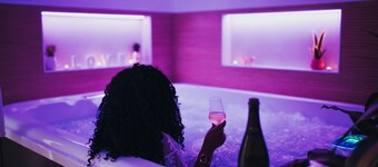 Holiday Home 'Le Desirella' with Private Terrace, Wi-Fi and Air Conditioning