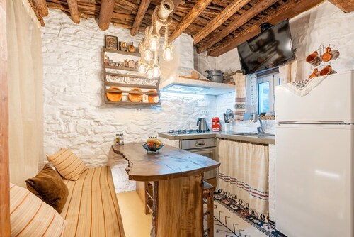 Ferienhaus 'Mannas Haus 2' mit Bergblick, Wi-Fi und Klimaanlage