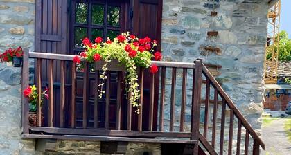 'Tillier' Room with Mountain View, Balcony and Wi-Fi