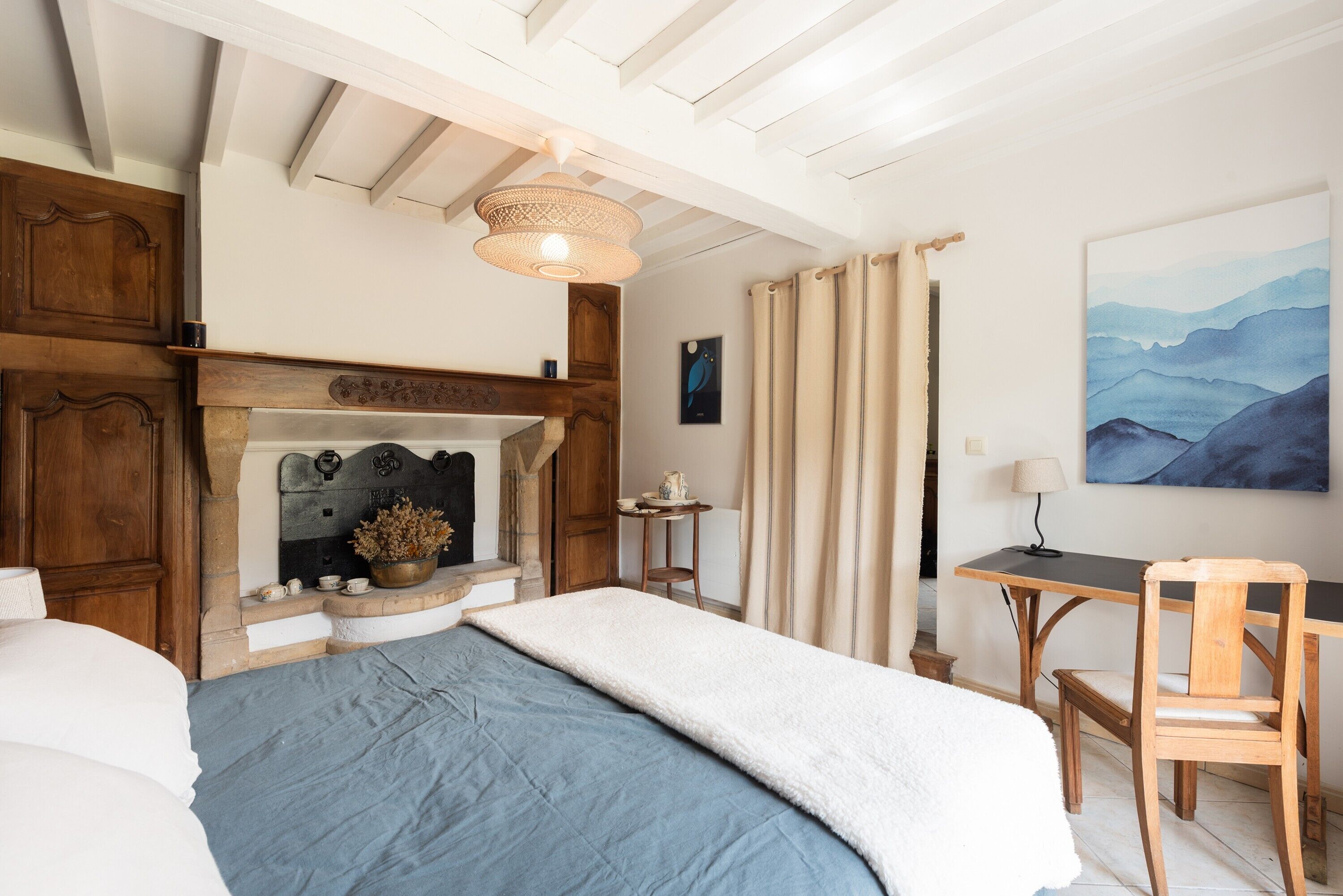 4 chambres, fer et planche à repasser, Wi-Fi gratuit, draps fournis