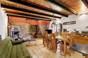 TV, fireplace, DVD player, table tennis