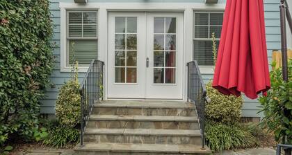 Charming Home Minutes From Nation's Capital