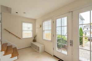 Interior - Charming Home Minutes From Nation's Capital (Arlington)