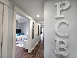 3 chambres, fer et planche à repasser, lit parapluie, Wi-Fi gratuit