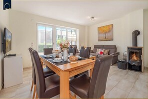 Imagen sin descripción, 3 de 41, botón