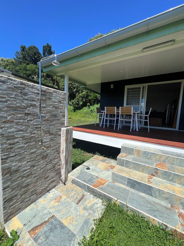 Terrace/patio - Painapo - Mirimiri Lodge (Tumaraa)
