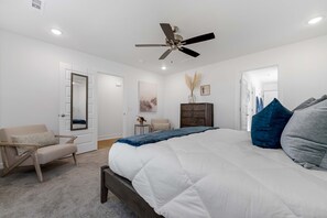 4 bedrooms, desk, iron/ironing board, travel cot