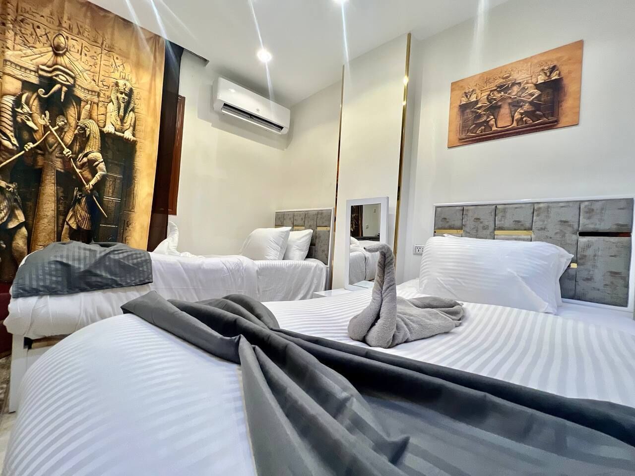 Deluxe Double or Twin Room, City View | Desk, laptop workspace, blackout drapes, soundproofing