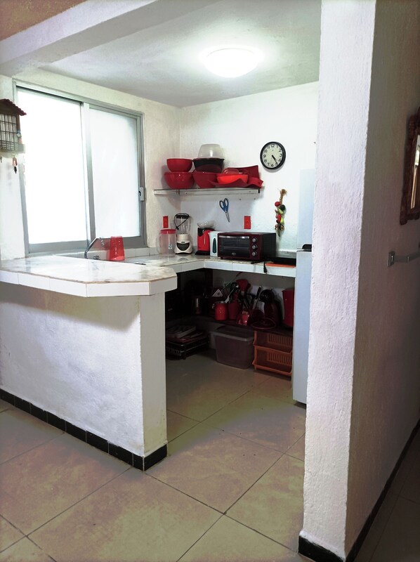 Private kitchen - Apartamento Plaza Kioto (Zihuatanejo)