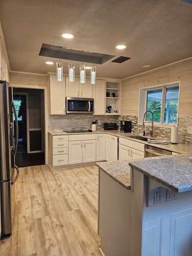 NEW LISTING: Spacious River Home Private Footage on South Fork  Spring River