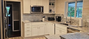 NEW LISTING: Spacious River Home Private Footage on South Fork Spring River