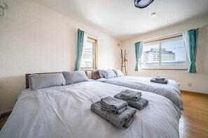 4 bedrooms, iron/ironing board, free WiFi - TORENIA (Furano)
