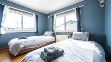 4 habitaciones, tabla de planchar con plancha y wifi gratis