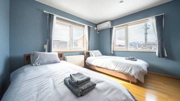 4 habitaciones, tabla de planchar con plancha y wifi gratis