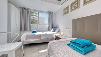 2 slaapkamers, een kluis op de kamer, een strijkplank/strijkijzer