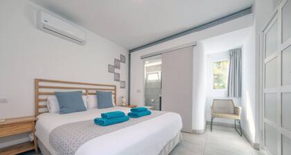 Playa Chica Boutique - Sea view By LVH