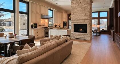 Beautiful Spacious 4 bedroom 4 bathroom family home