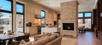 Beautiful Spacious 4 bedroom 4 bathroom family home