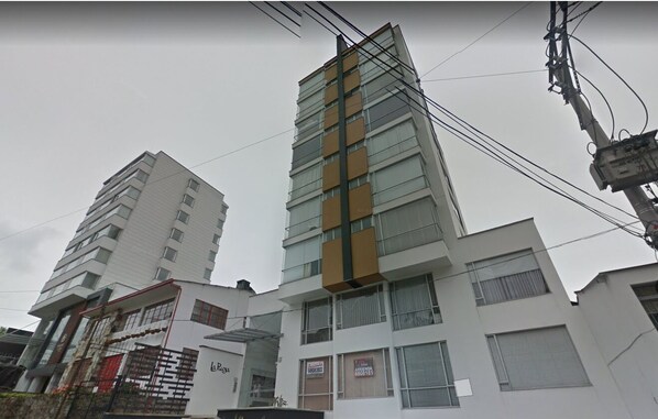 Fachada de la propiedad