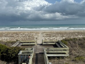 In Strandnähe, Liegestühle