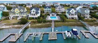 4BR3BA House at South Topsail Private Beach, Pool & Dock Access. Rent Friday-Fri