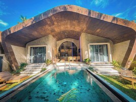 Villa, 2 Bedrooms, Private Pool, Garden View | Soundproofing, free WiFi, bed sheets