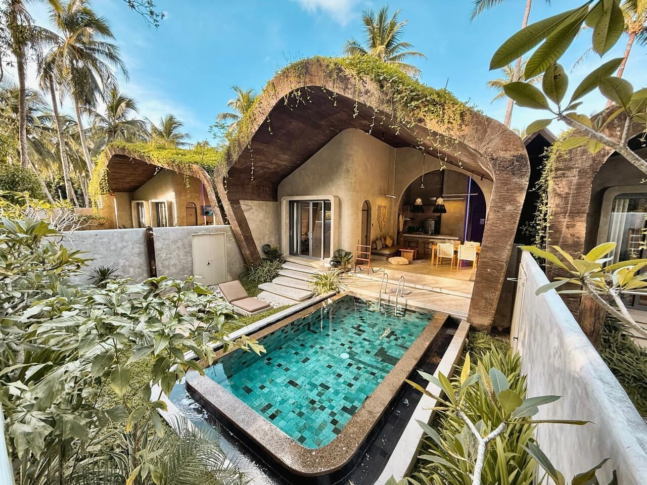 Luxury Villa, 1 King Bed, Private Pool, Garden View | Premium bedding, soundproofing, free WiFi, bed sheets