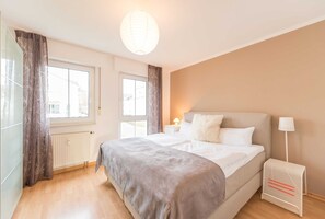 2 Schlafzimmer, Bügeleisen/Bügelbrett, WLAN, Bettwäsche