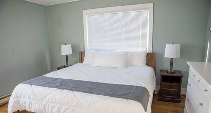Walk to Downtown • King Bed • Near Olympic Beaches