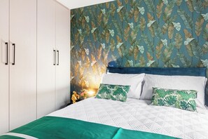 1 bedroom, iron/ironing board, WiFi, bed sheets - Luxury Leicester Apartment Retreat (Leicester)