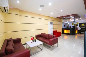 Reception - Hotel Sogo Alabang Jr. (Muntinlupa)