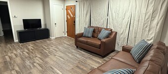 Clean 3-bd house by Fairgrounds, WYO Sports Ranch, and Ford Wyoming Event Center