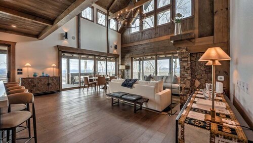 Aska Ridge Lodge - Private Pool | Mountain and Lake Views | Theater Room | King Beds