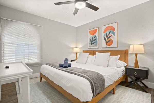 1 bedroom, desk, iron/ironing board, WiFi