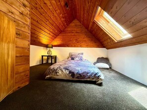 4 slaapkamers, een bureau, gratis wifi, beddengoed