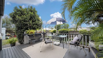 Deluxe-Ferienhaus | Terrasse/Patio
