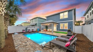 Pool - NEW l Inground Pool l Gameroom l 1 block to beach l cornhole l putt putt (Panama City)