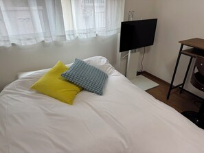 1 bedroom, free WiFi, bed sheets