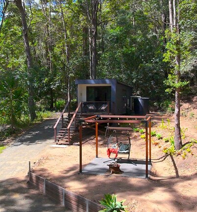 Sunset Ridge - King Bed Cabin nestled at the base of Tamborine Mountain.