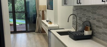 Sunset Ridge - King Bed Cabin nestled at the base of Tamborine Mountain.