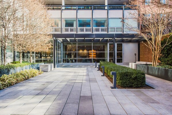 Exterior detail - Blueground | Brooklyn Heights, nr bridge, gym (New York)