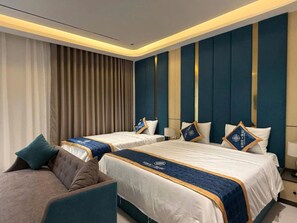 Escritorio, insonorización, wifi gratis y ropa de cama 