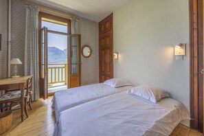 7 bedrooms, free WiFi
