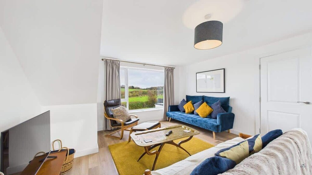 Sea Breeze Your Coastal Sanctuary In Sandown - Bembridge